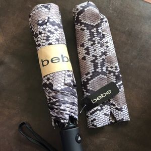 NWT Bebe Snakeskin Umbrella